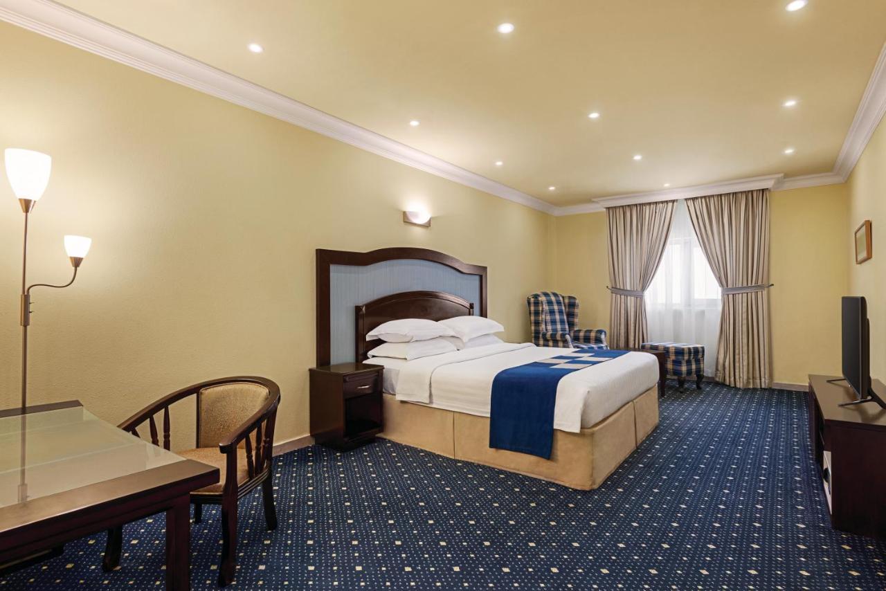Howard Johnson Dammam Hotel Buitenkant foto