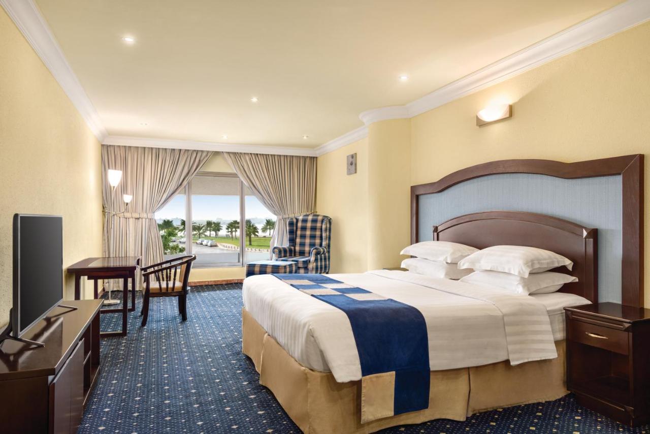 Howard Johnson Dammam Hotel Buitenkant foto