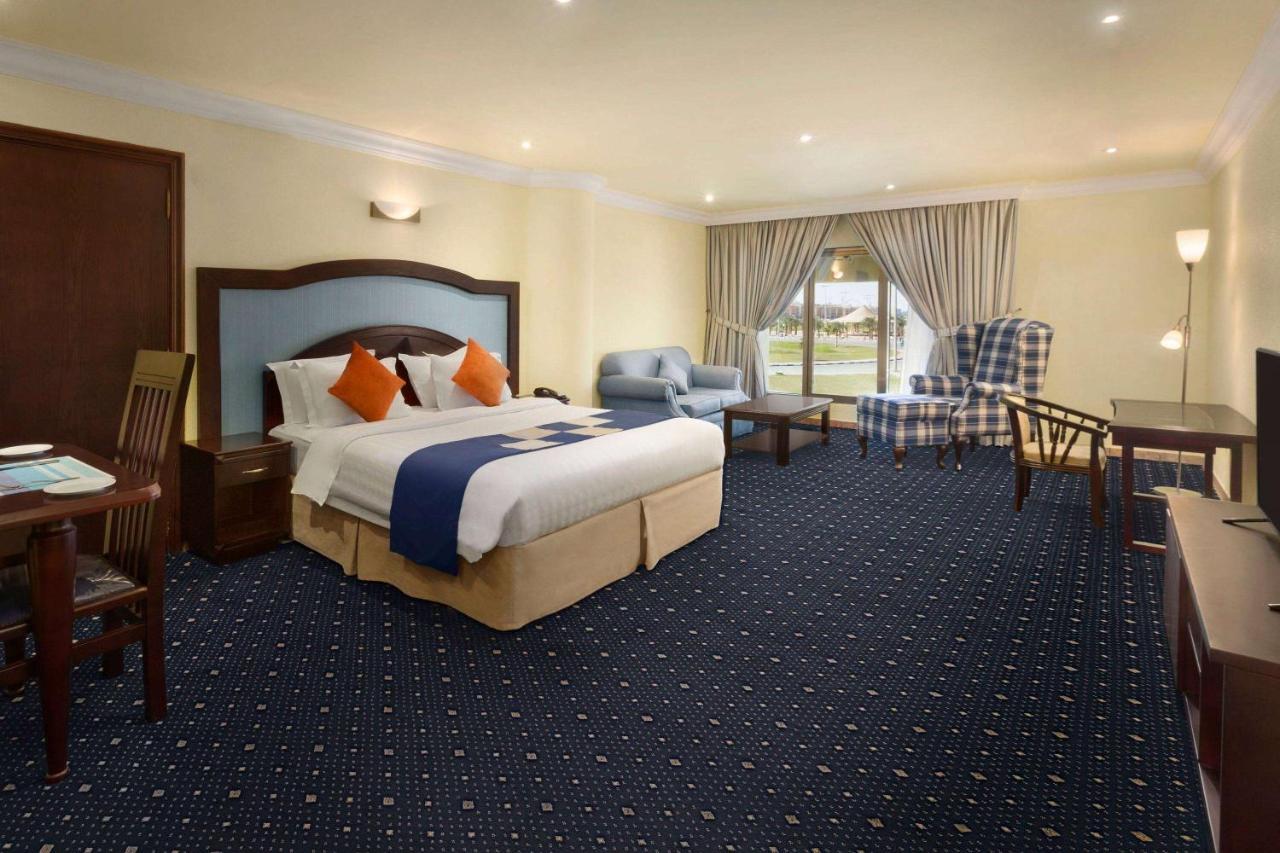 Howard Johnson Dammam Hotel Buitenkant foto