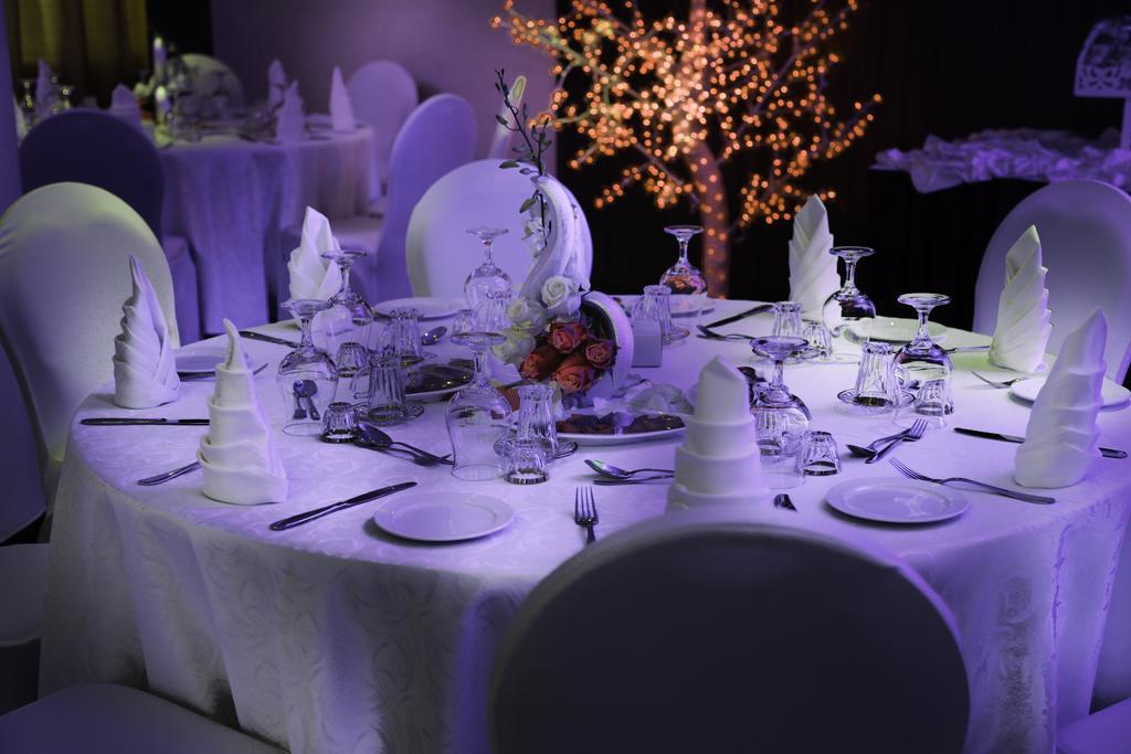 Howard Johnson Dammam Hotel Buitenkant foto